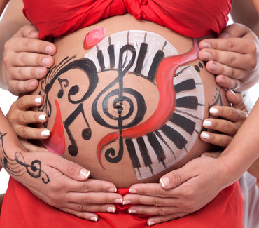Arte gestacional ou baby bump painting
