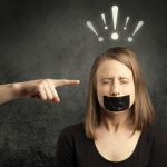 A Maternidade num Mundo de Críticas