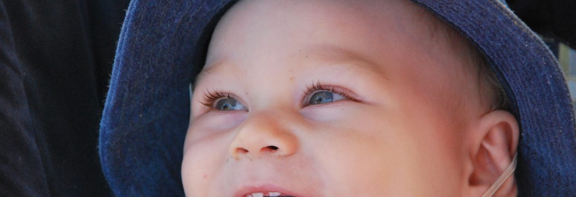 Bebé deve usar um mordedor