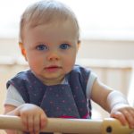 desenvolvimento emocional do bebé