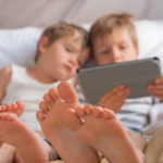 Tecnologia pode estar a prejudicar a visão das crianças