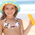 Proteção solar infantil e substâncias perigosa